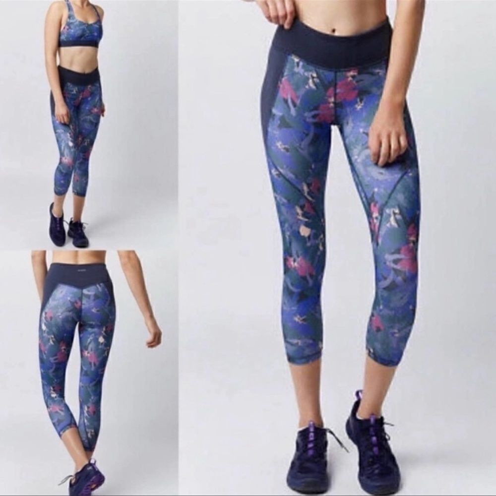 NWT Patagonia Centered Crop Leggings Purple Gray Abstract XS